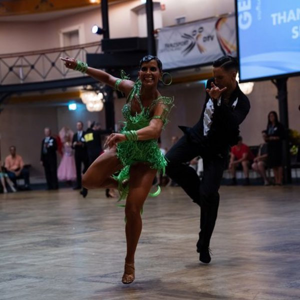 Lopez/Perez get gold for Spain
