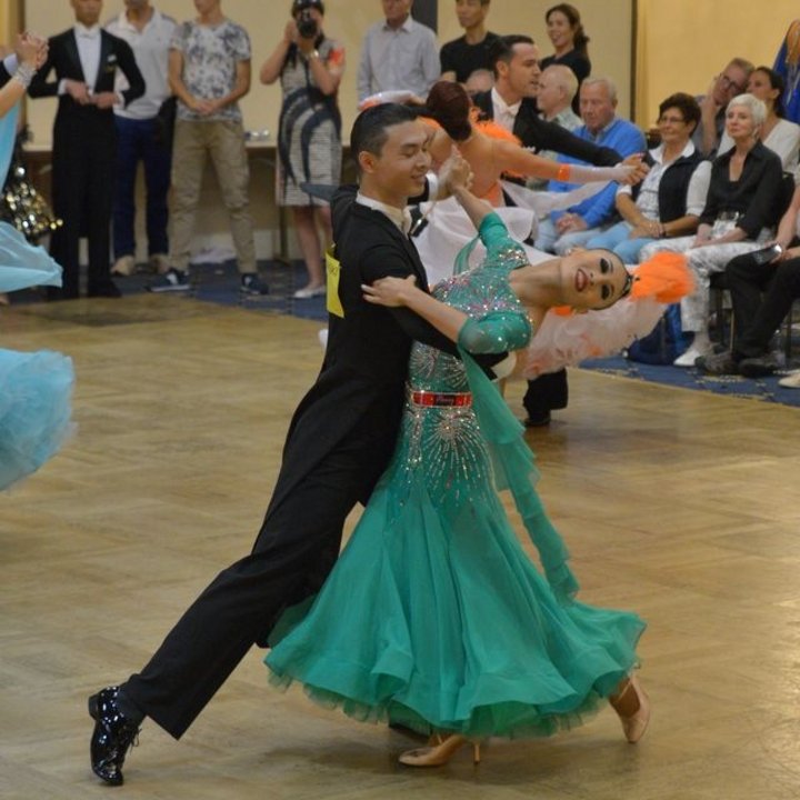 Professional Rising Star Standard sorgen für Stimmung in der Reithalle