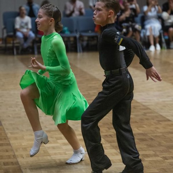 Third gold medal for Danyil and Victoria