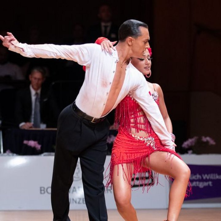 Youth gold to Romania