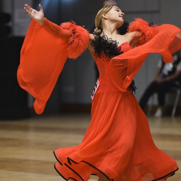 Gold to Moldova's Solo Lady
